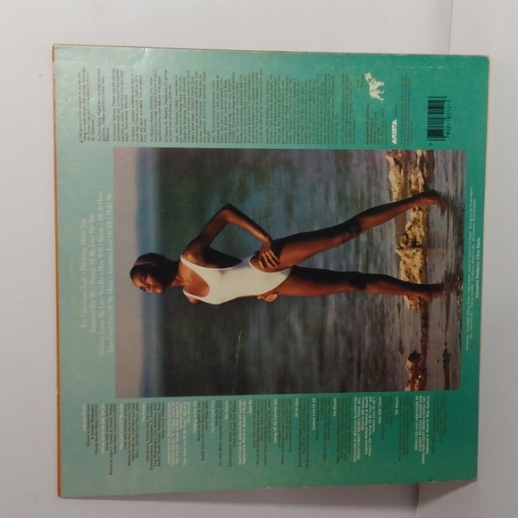 Whitney Houston - Picture 2 of 7